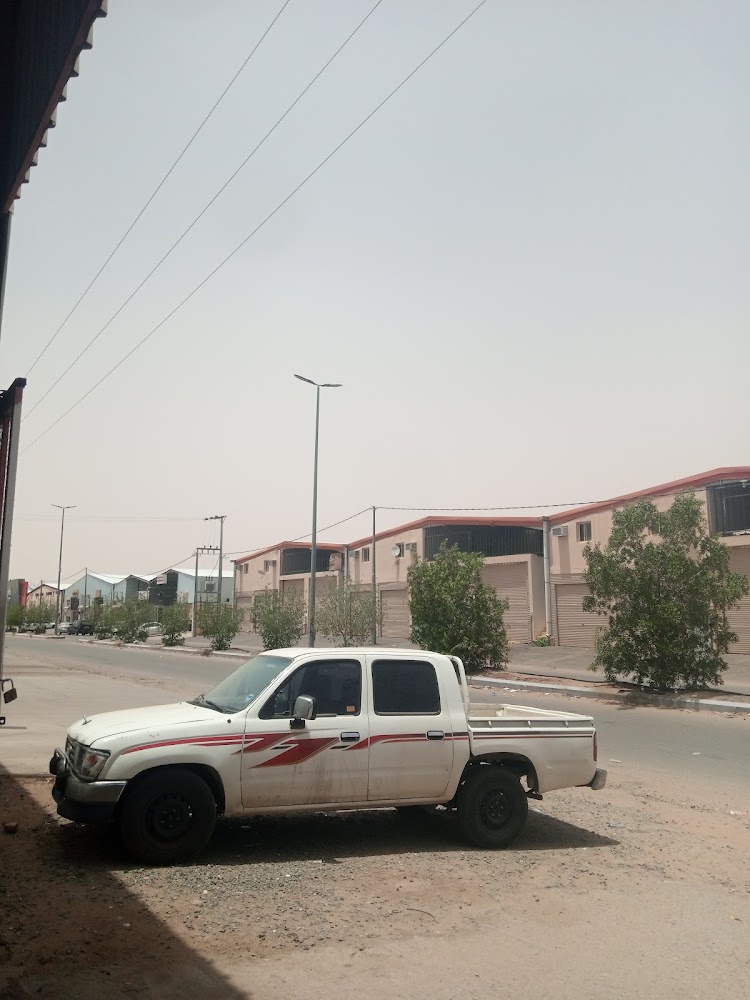 تشليح الكوثر لبيع وشراء السيارات المصدومه في بيشة