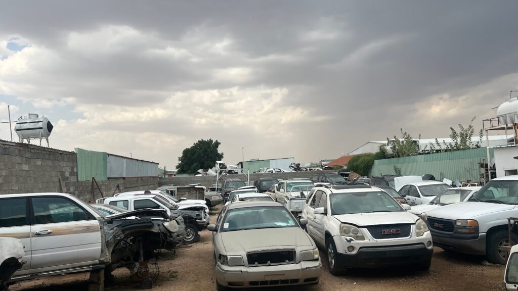 تشليح عكاظ لبيع قطع غيار السيارات في الطائف