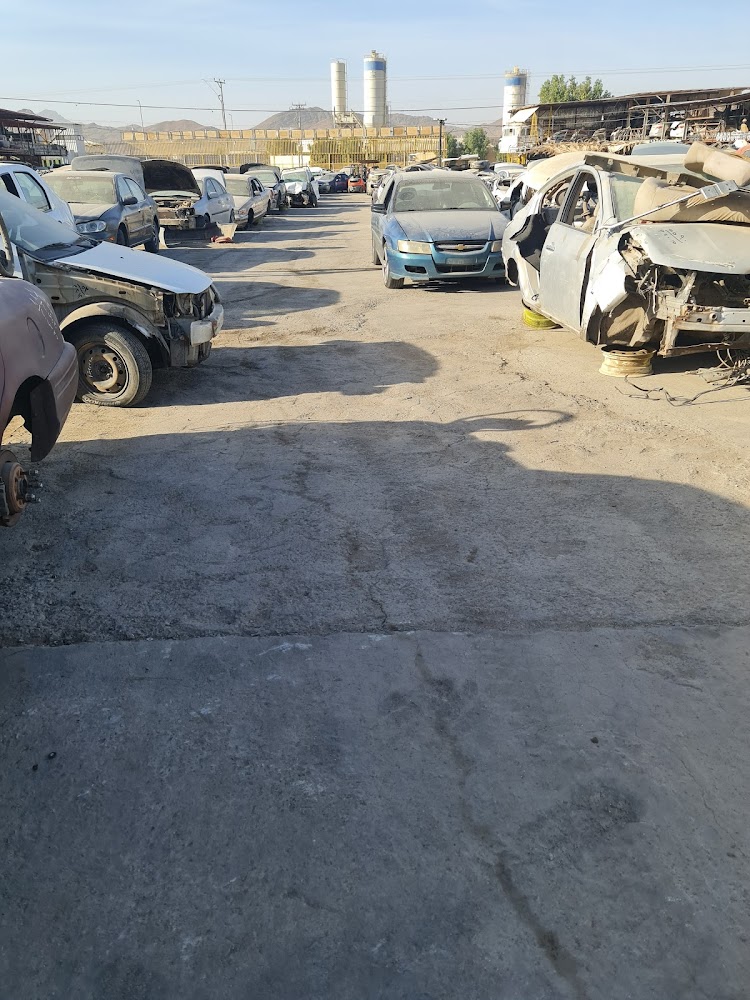 تشليح وتشاليح ابو يوسف لشراء السيارات المستعملة وبيع قطع الغيار( الويوسف) في المدينة المنورة