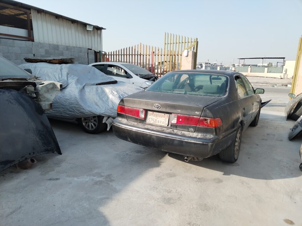 تشليح المزرع لقطع غيار السيارات المستعملة والجديده تخصص كامري في الظهران