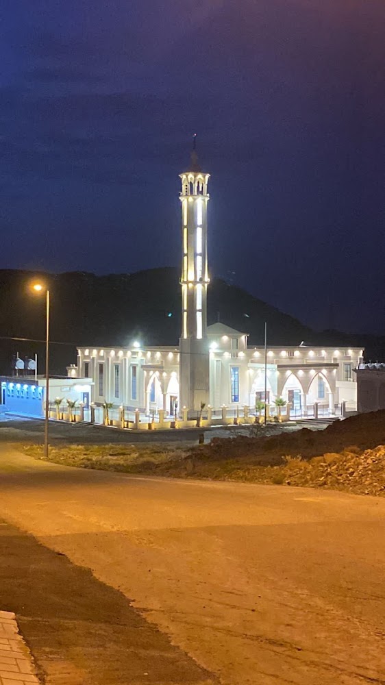 عبدالله ناصر تركي لقطع غيار السيارات المستعملة في نجران