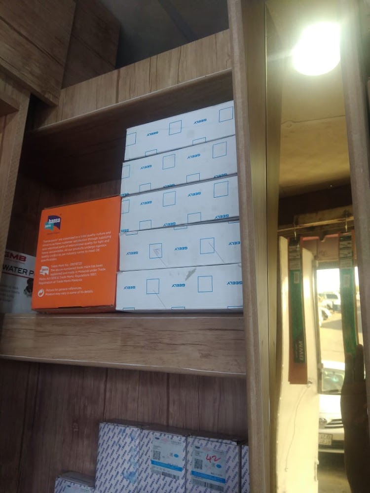 الاول لقطع غيار جيلي في ابها