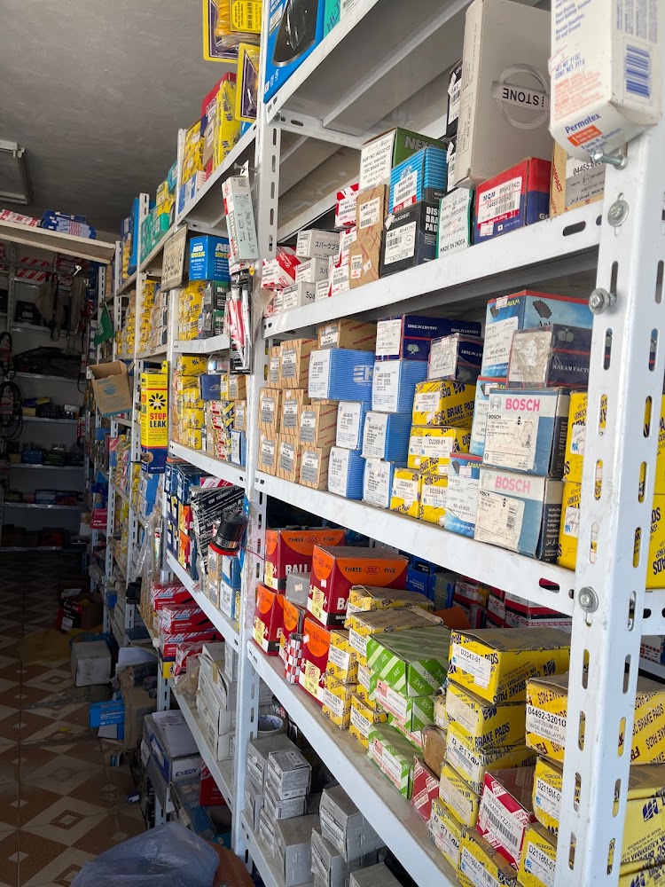 قطع غيار السيارات عر عر ميشال تجارية في عرعر