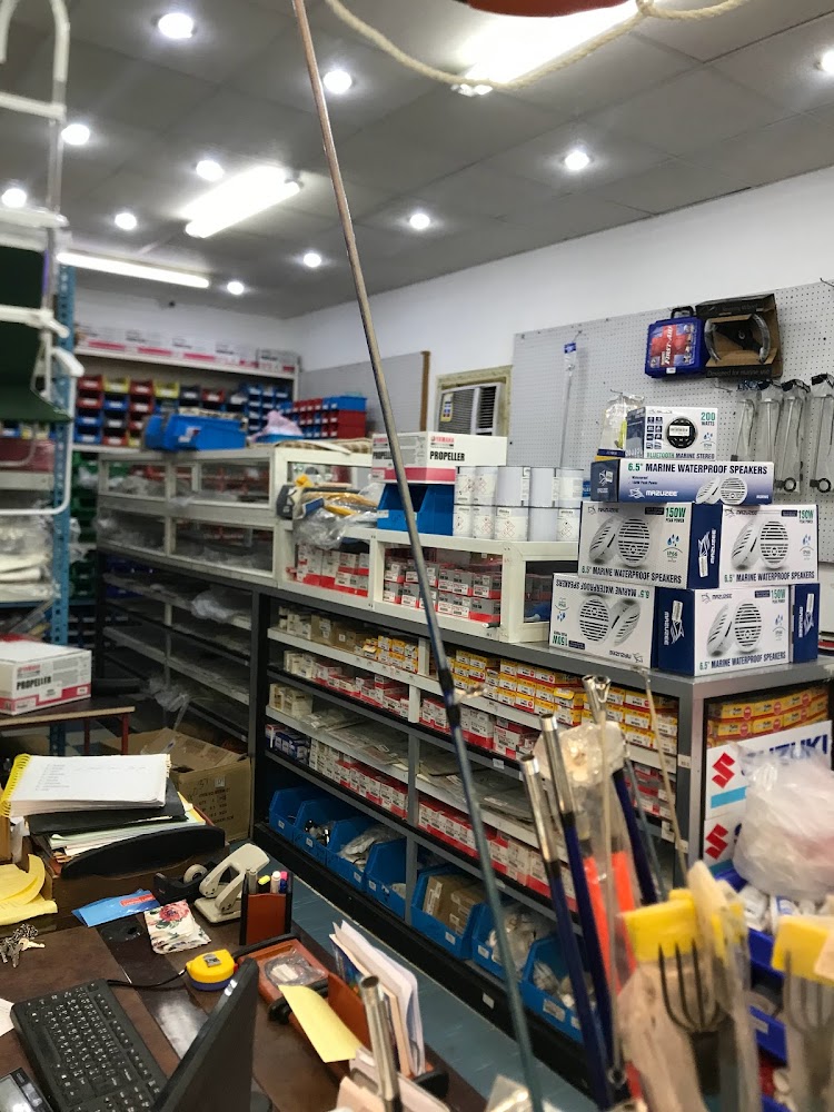 مركز سما البحري قطع غيار ياماها وسوزكي في ينبع