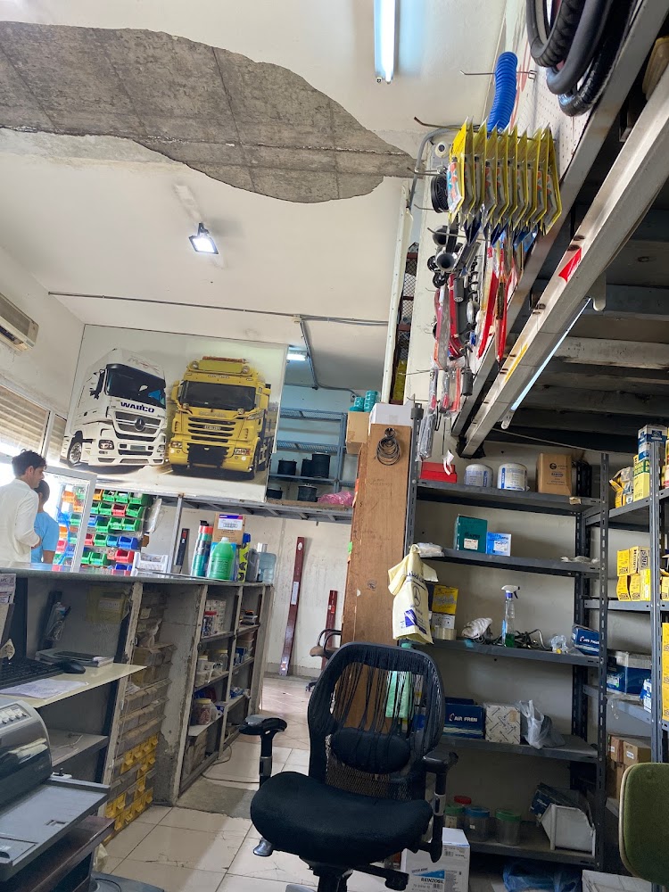 الميلبي قطع غيار مرسيدس almailabi في ينبع