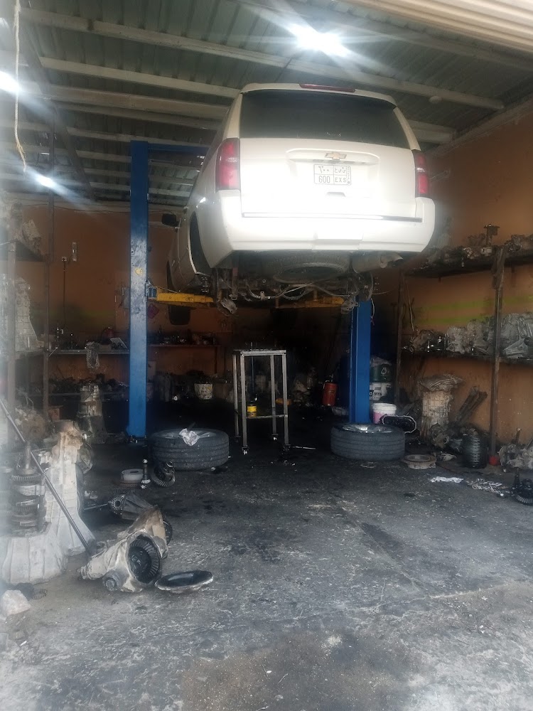 ورشة العبد الله للقير والدفرنس في الهفوف