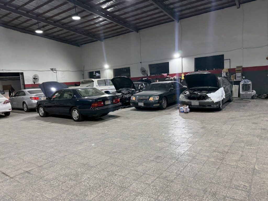 ورشة الشارقة لصيانه السيارات بالقطيف في القطيف