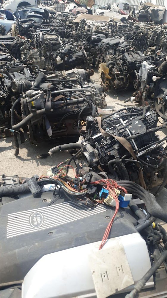 تشليح مبارك سويدان للمكائن والجيرات المستوردة ورشه 122 في السليل