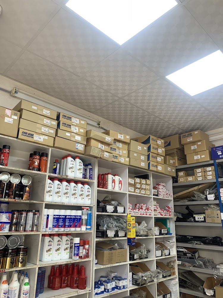 الوسام لقطع غيار السيارات في صامطة