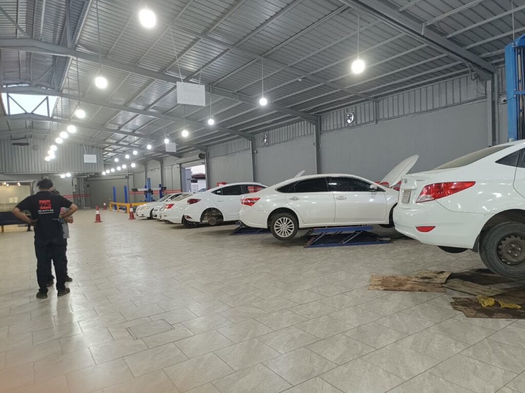 الهزاع لقطع غيار وصيانة السيارات -ALHAZZAA في الرس