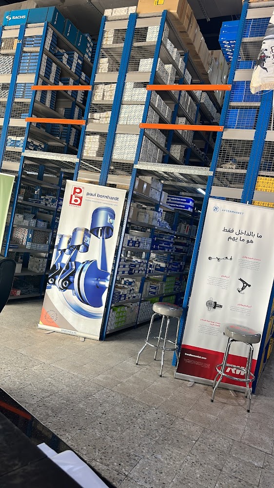 المشري لقطع غيار شاحنات مرسيدس في المدينة المنورة