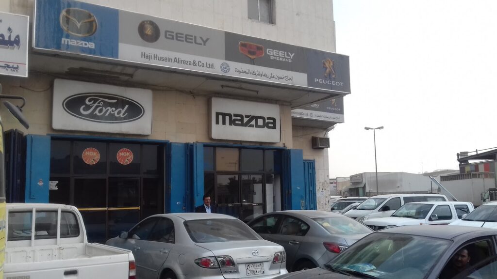 بن نعيمان _ مازدا طريق الخرج في الدلم