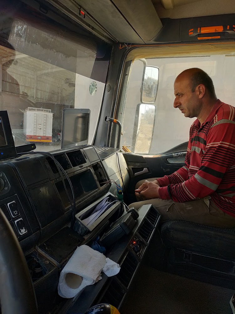 Juffali - Mercedes Benz في جازان