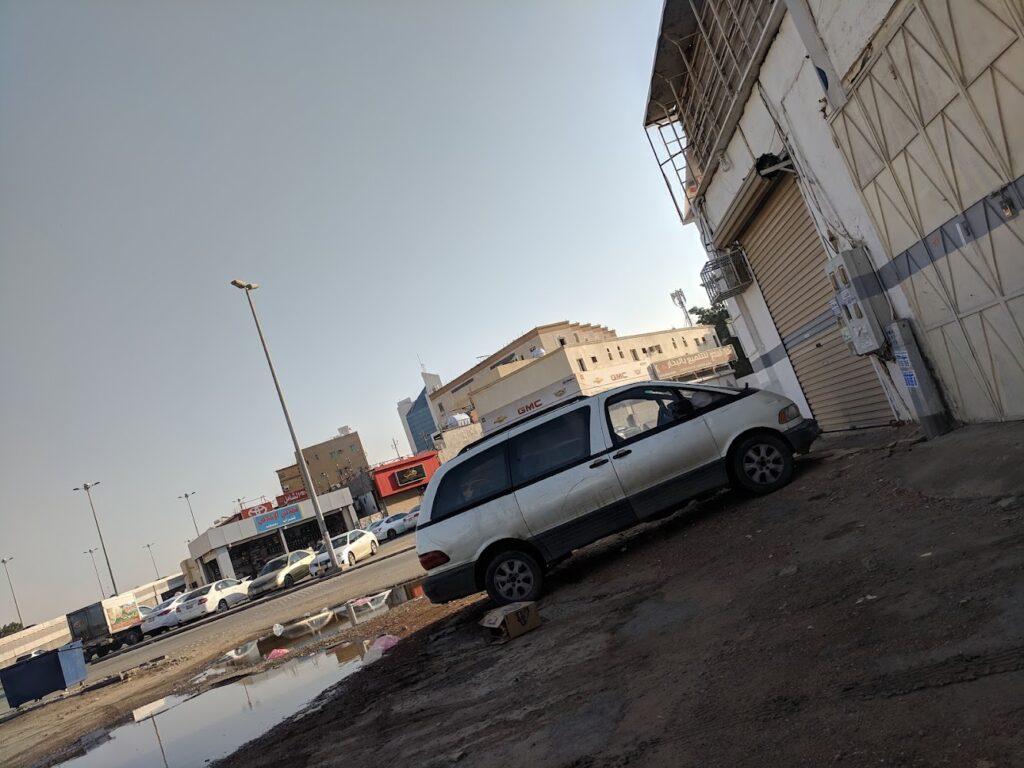 الشعلة لقطع غيار امريكي في جدة