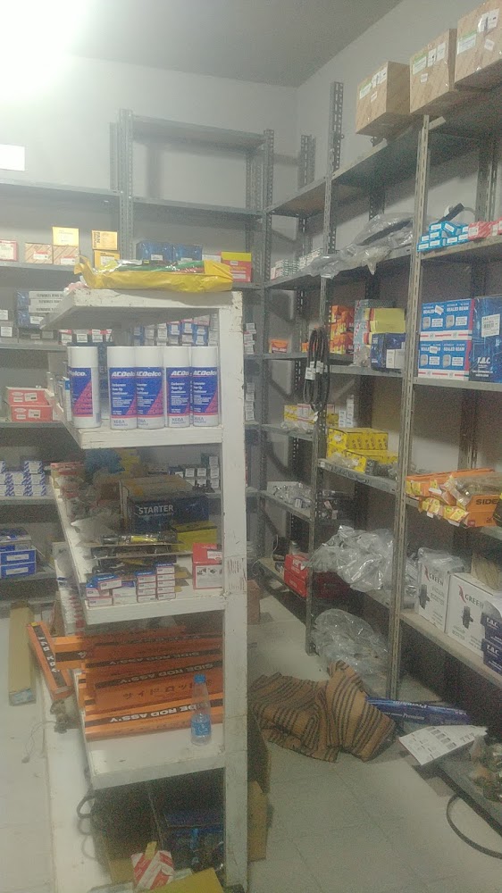 العقايل لقطع الغيار في طريف