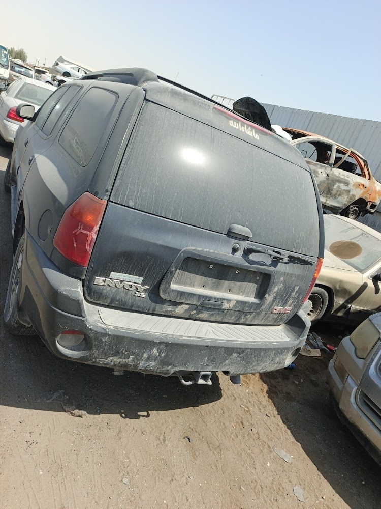 تشليح الحسن لبيع قطع الغيار السيارات في بقيق