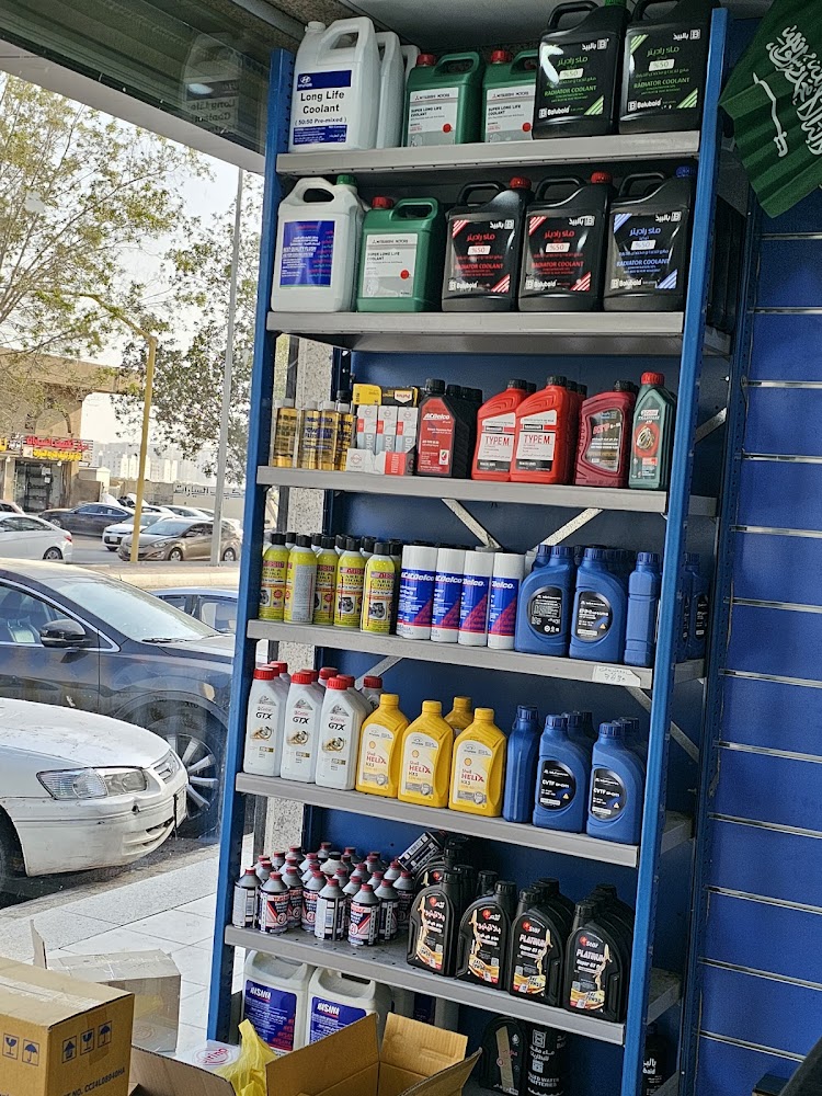 الساده لقطع غيار السيارات في جدة