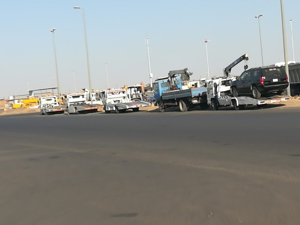 تويوتا منيف النهدي فرع 11 في تبوك