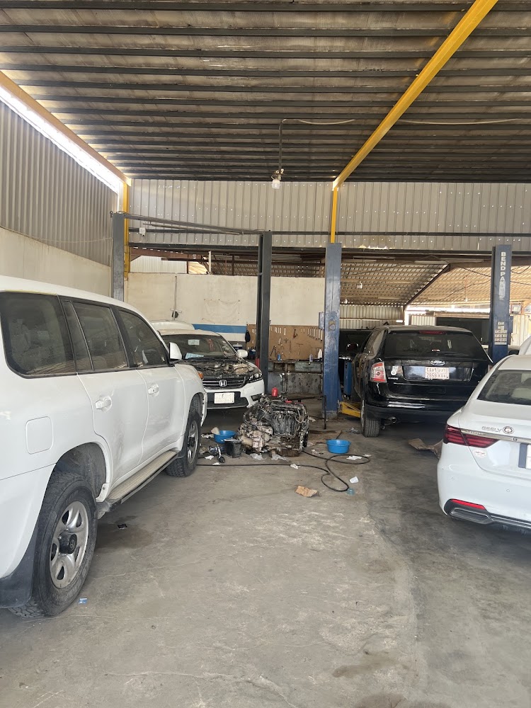 الغفيلي لقطع غيار السيارات هيونداي كيا تويوتا نيسان في الرس