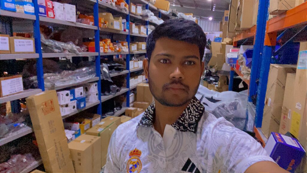 Al Blad store في الأحساء