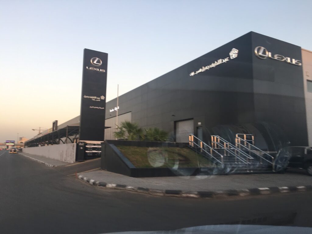 Lexus Maintenance & Parts في جدة