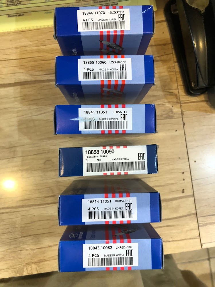 العربات الحديثة لقطع غيار السيارات هونداي وكيا في ابها