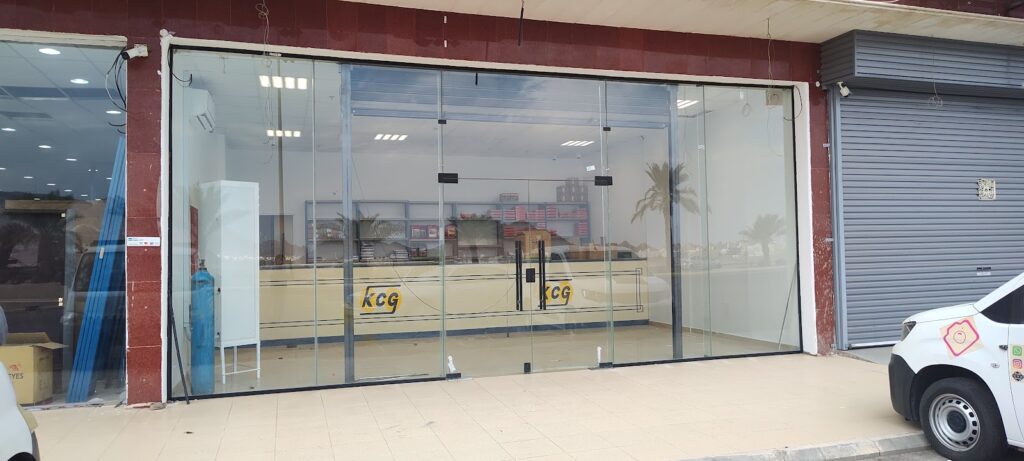 شركة صادق محمد حمزة خليفة لبيع قطع غيار السيارات - فرع العزيزية في بدر