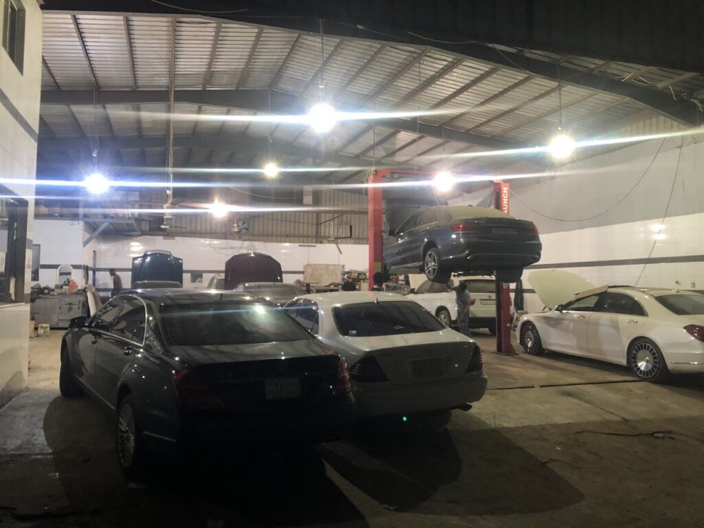 المتحدون لصيانة مرسيدس بنز و بي ام دبليو - برمجة كمبيوتر في مكة