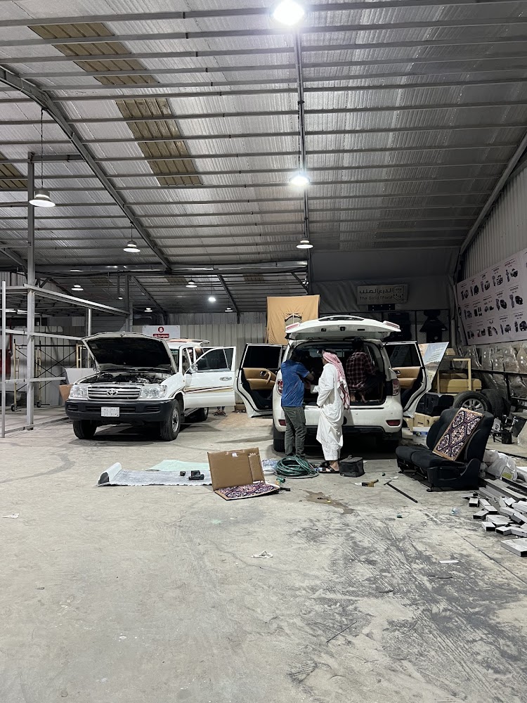 مركز طيور الحباري للتجهيزات البرية والكهرب في الزلفي