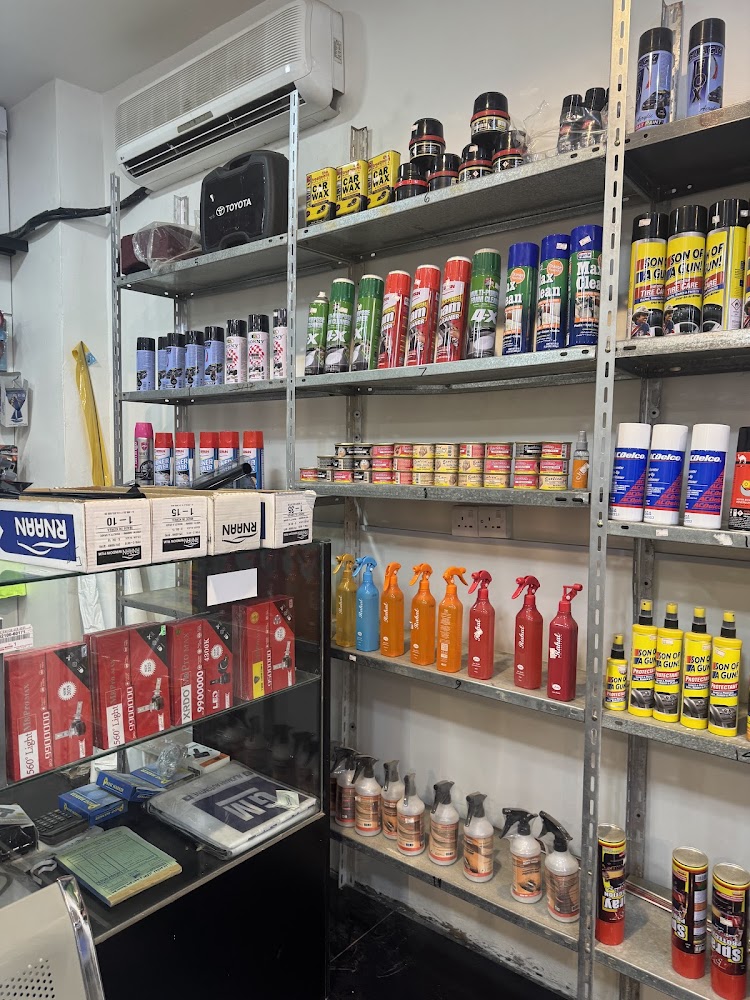 الحربي لزينة السيارات في الرس