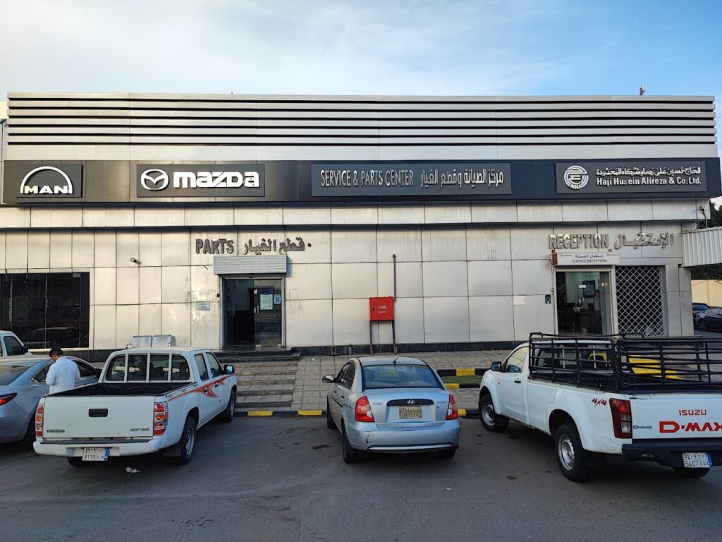 قطع غيار مازدا ومان/MAZDA & MAN spare parts. في خميس مشيط