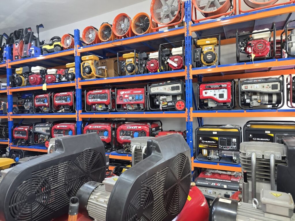 المنصور لقطع الغيار والمعدات الصناعية في عرعر