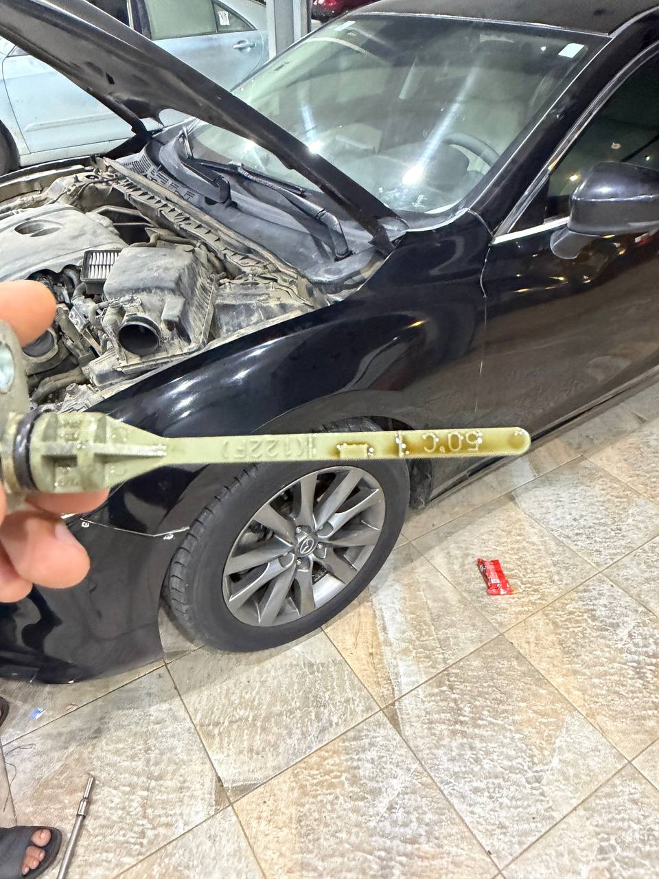 عيار زيت القير في مازدا 6
