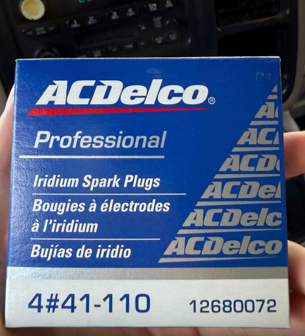 علبة بواجي إيريديوم من ACDelco Professional المناسبة لمحرك تاهو 2007